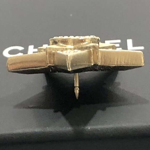 CHANEL CC Logo Double Star Rhinestone Brooch Gold Tone Pin A17C Auth w/Box D-j11 - Picture 13 of 16